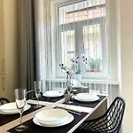 Leo Obchodna - Delux Appartement