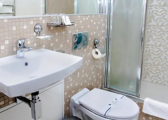 Leo Obchodna - Delux アパート *