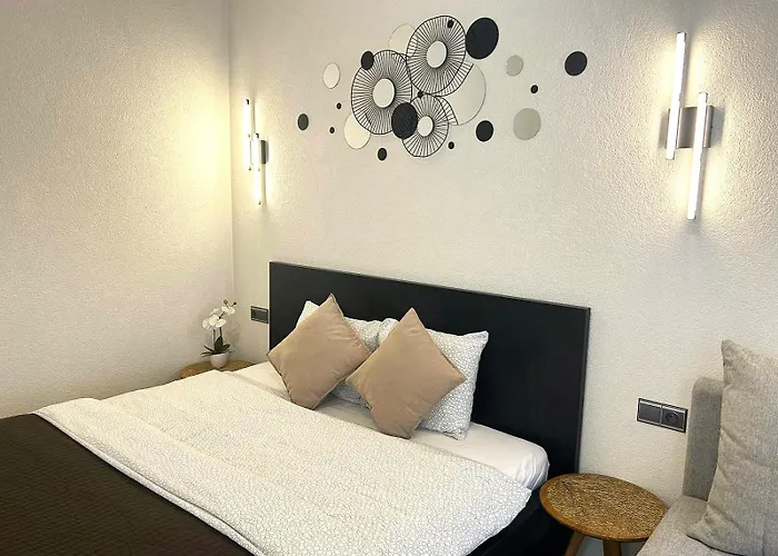 Leo Obchodna - Delux * براتسيلافا