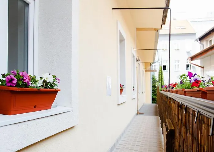 Leo Obchodna - Delux * Bratislava